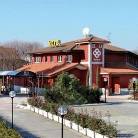 Hotel Daniel Basiano Kültér fotó